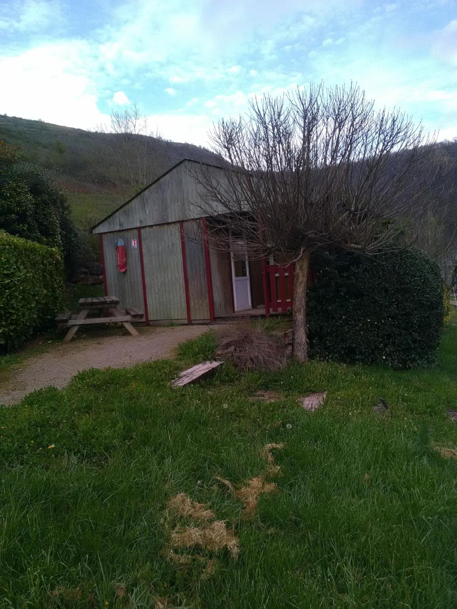 La Fregiere Chalets Clairvaux-d'Aveyron Εξωτερικό φωτογραφία