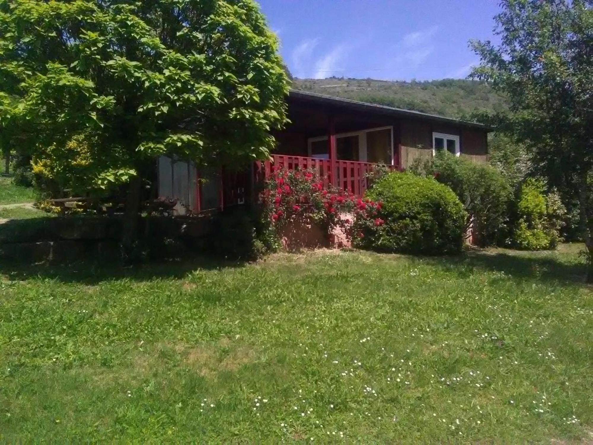 La Fregiere Chalets Clairvaux-d'Aveyron Εξωτερικό φωτογραφία